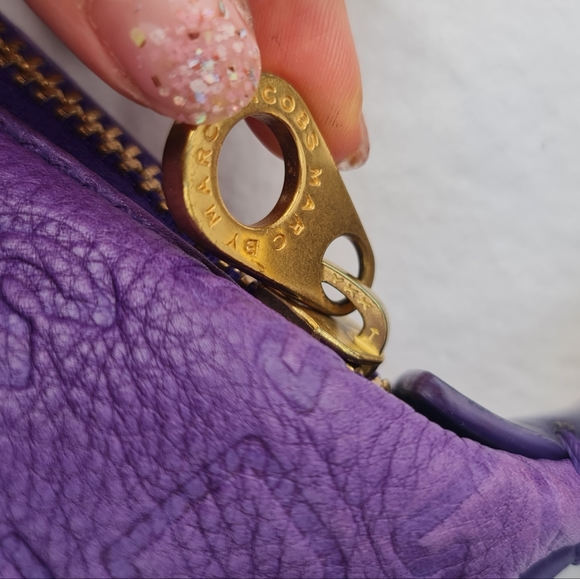 Marc Jacobs monogram leather hobo in grape purple - Picture 9 of 12